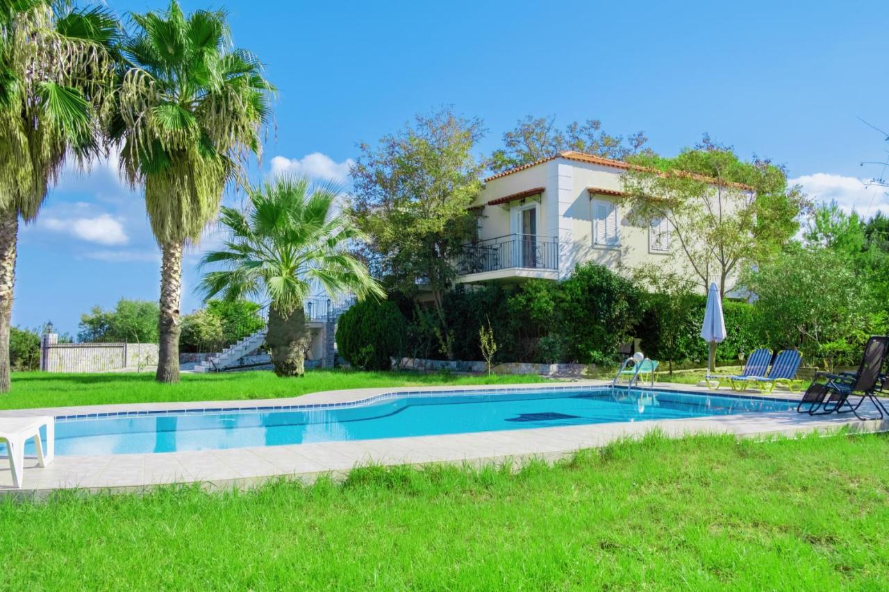 Villa Afroditi In Chania Near Airport With Private Pool, Free Wi-Fi, Souda Bay Views, Garden Oasis Kounoupidhianá Extérieur photo