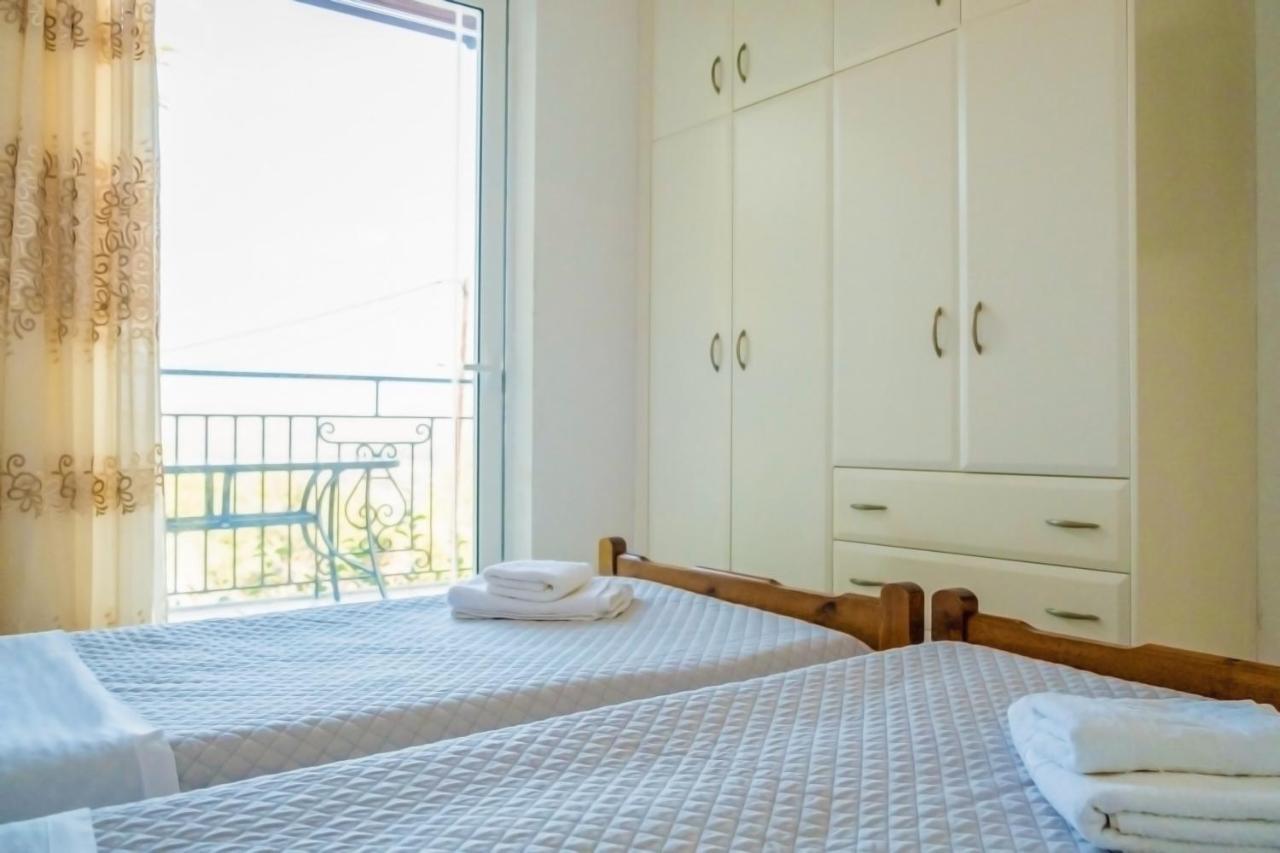 Villa Afroditi In Chania Near Airport With Private Pool, Free Wi-Fi, Souda Bay Views, Garden Oasis Kounoupidhianá Extérieur photo