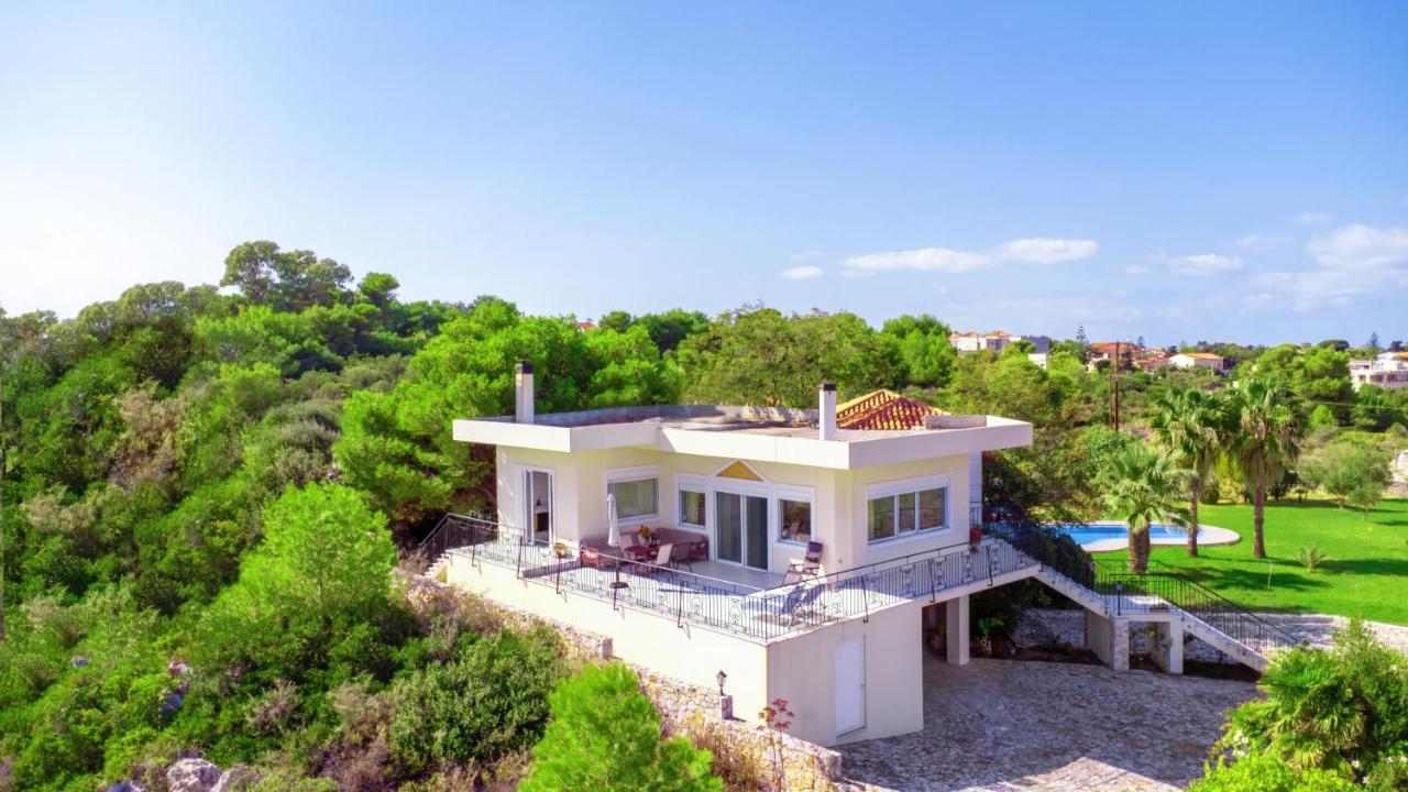 Villa Afroditi In Chania Near Airport With Private Pool, Free Wi-Fi, Souda Bay Views, Garden Oasis Kounoupidhianá Extérieur photo